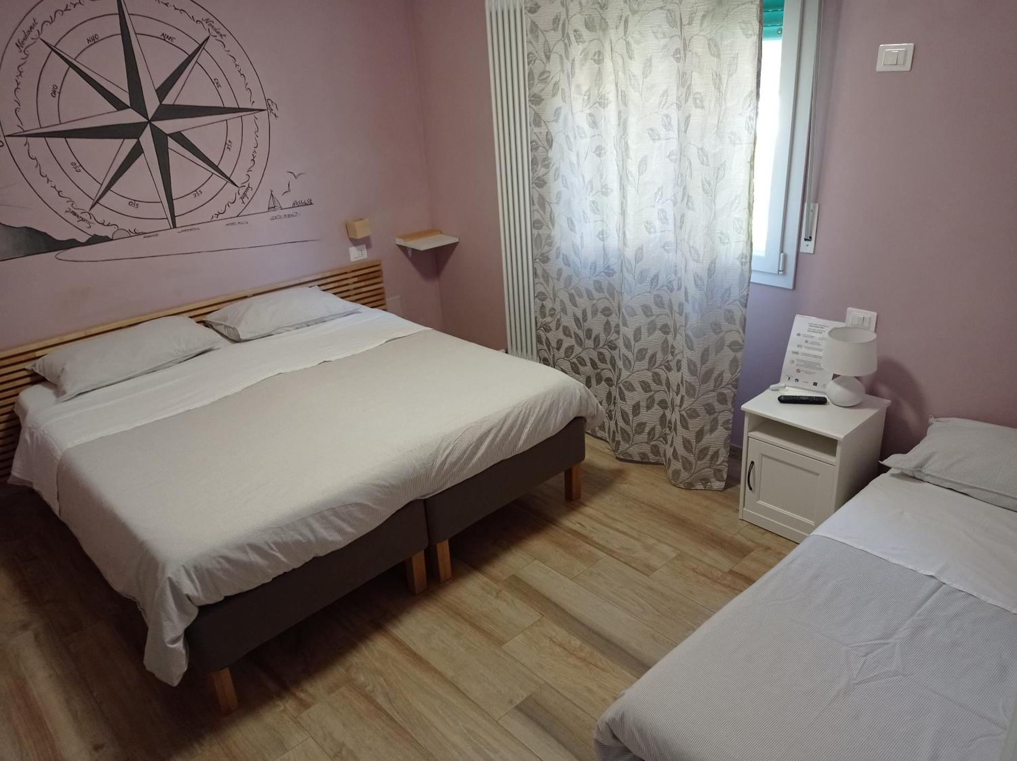 Sweet Harbour Porto - Affittacamere Pesaro Ngoại thất bức ảnh