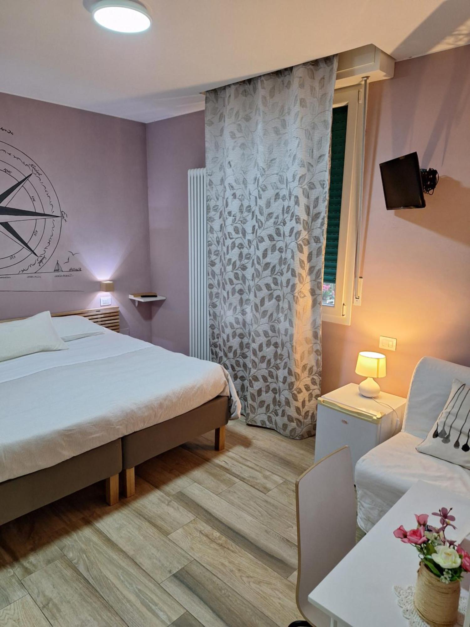 Sweet Harbour Porto - Affittacamere Pesaro Ngoại thất bức ảnh